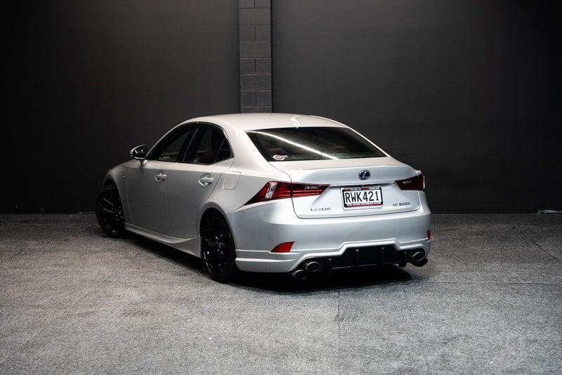 2014 Lexus IS 300h
