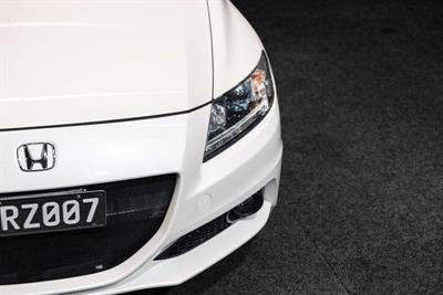 2010 Honda CRZ - Thumbnail