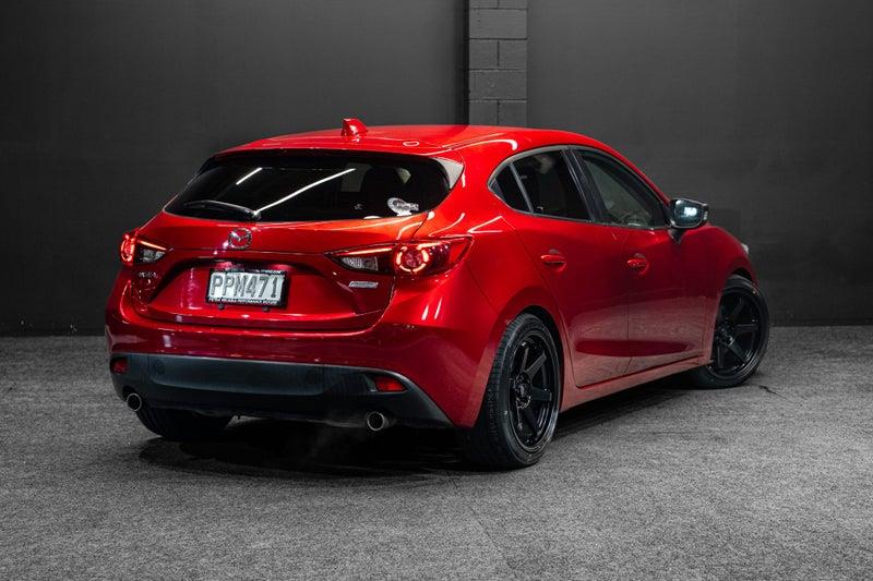 2014 Mazda Axela