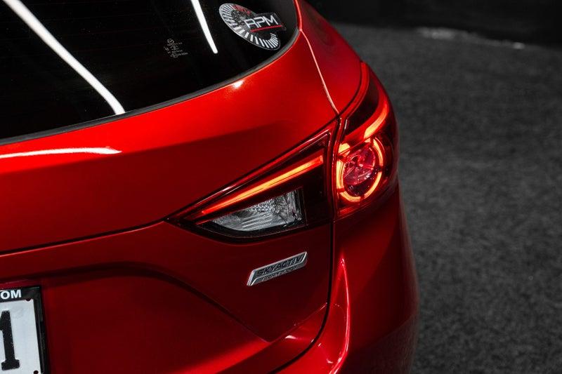 2014 Mazda Axela