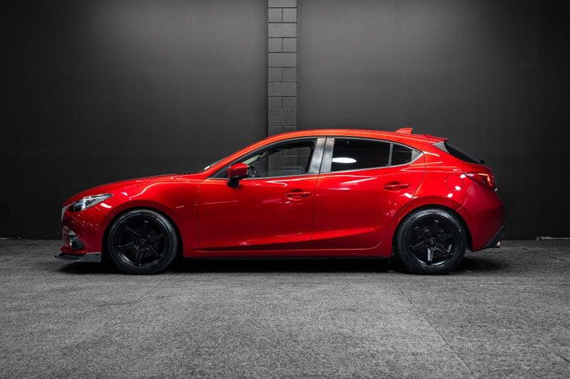 2014 Mazda Axela