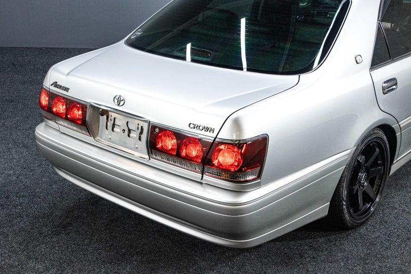 2002 Toyota Crown