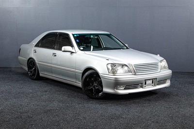 2002 Toyota Crown - Thumbnail