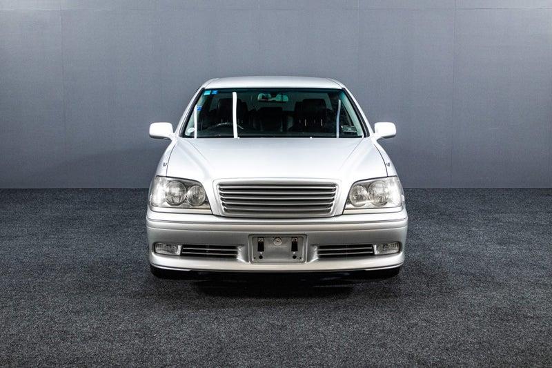2002 Toyota Crown