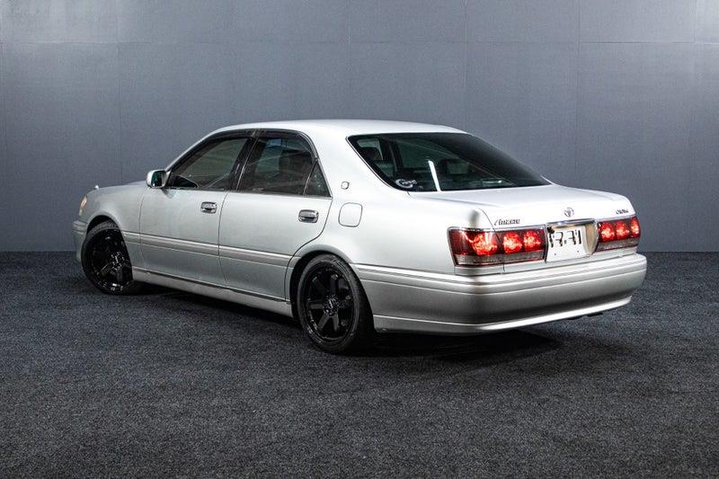2002 Toyota Crown