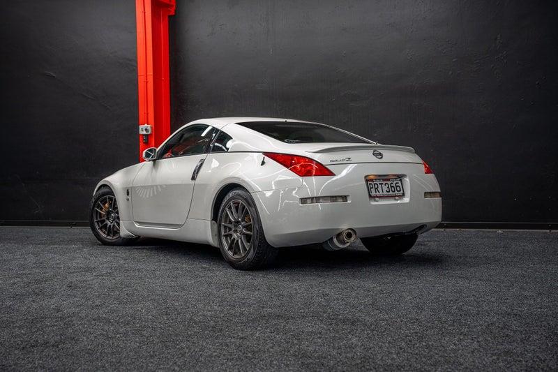 2005 Nissan Fairlady