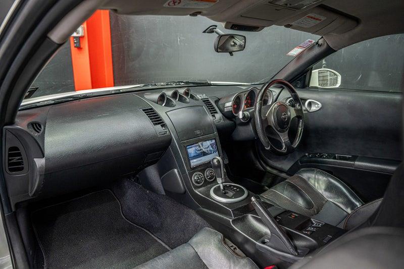 2005 Nissan Fairlady