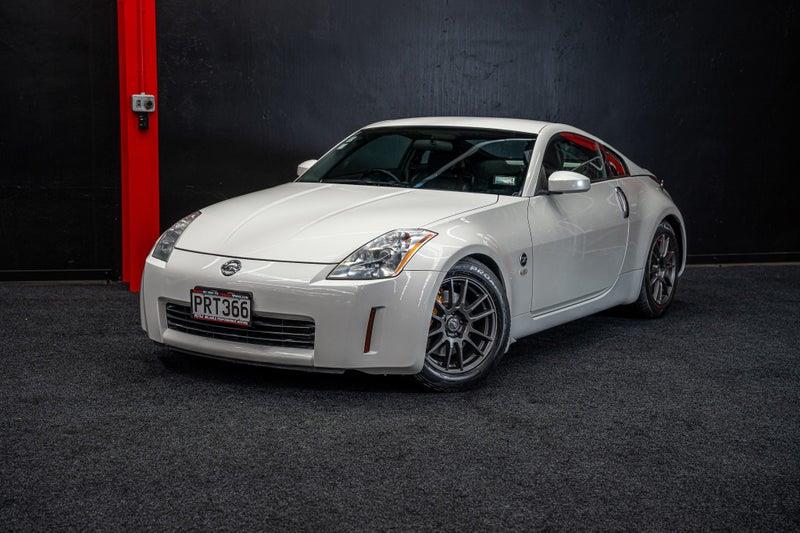 2005 Nissan Fairlady