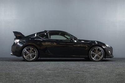 2015 Toyota 86GT - Thumbnail