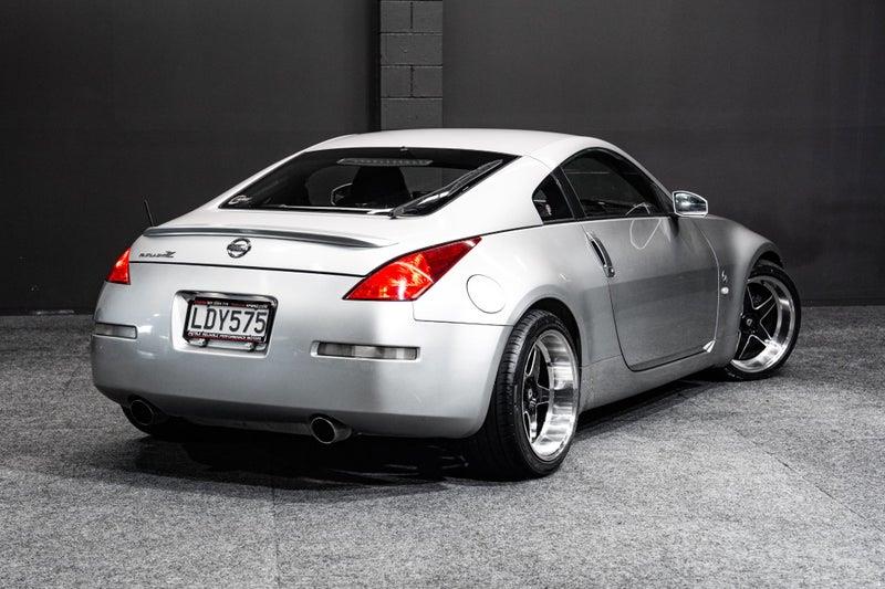 2004 Nissan Fairlady