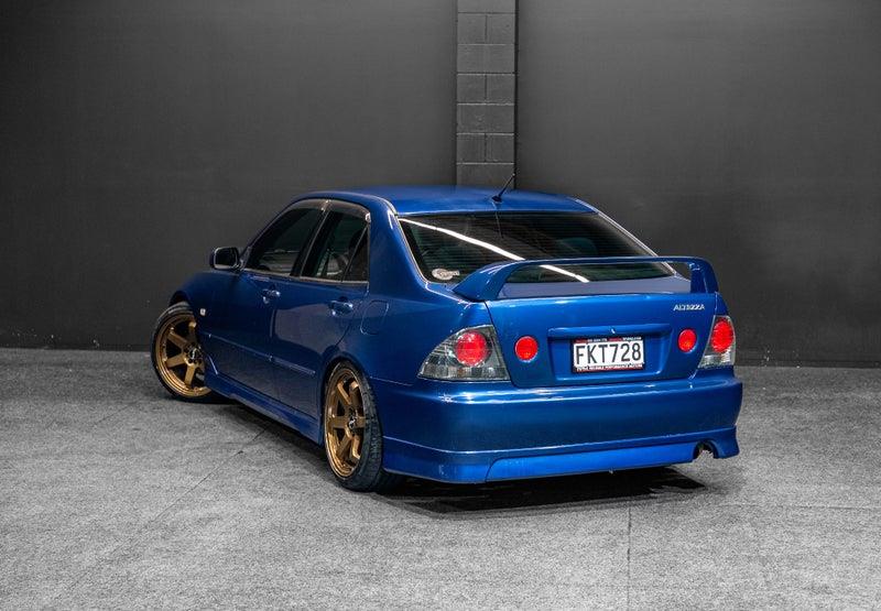 2003 Toyota Altezza