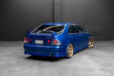 2003 Toyota Altezza - Thumbnail