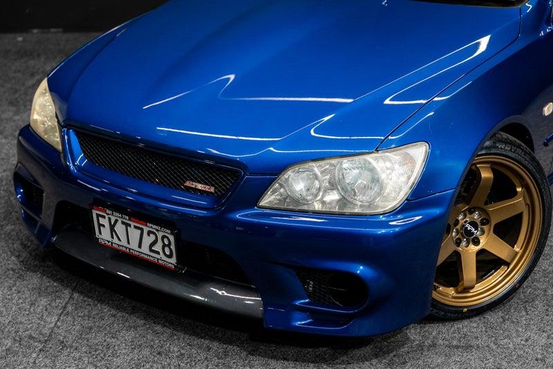 2003 Toyota Altezza