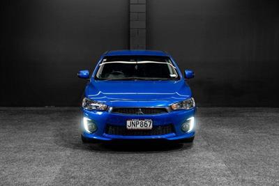 2016 Mitsubishi Lancer - Thumbnail