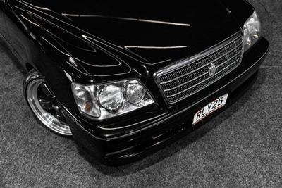 2000 Toyota Crown - Thumbnail