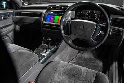 2000 Toyota Crown - Thumbnail