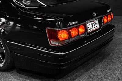 2000 Toyota Crown - Thumbnail