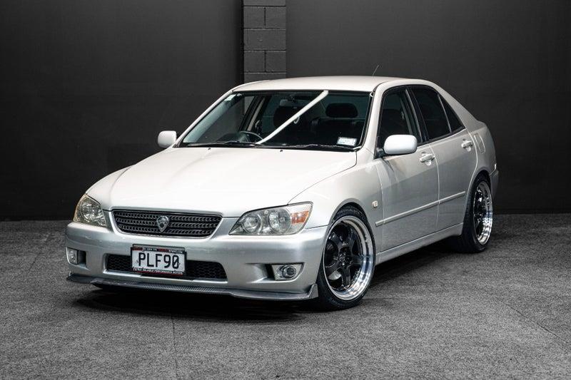 2001 Toyota Altezza