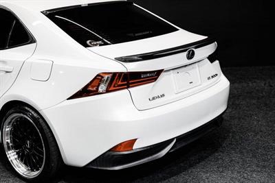 2013 Lexus IS300H - Thumbnail