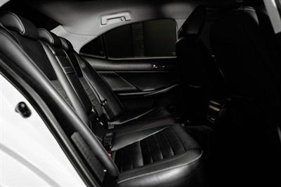 2013 Lexus IS300H - Thumbnail