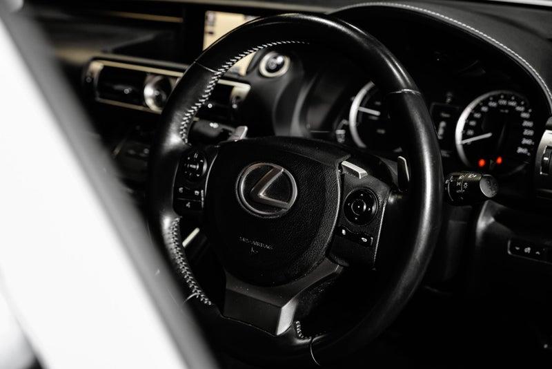 2013 Lexus IS300H
