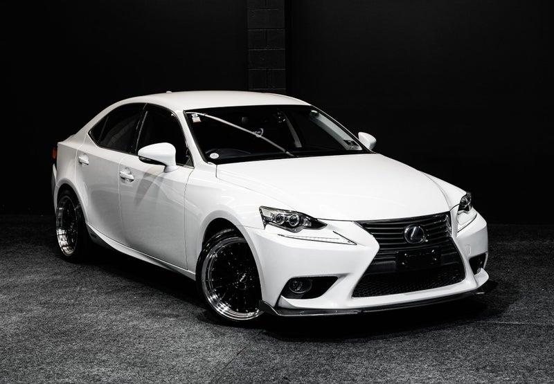 2013 Lexus IS300H