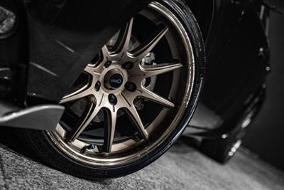 2015 Lexus IS 300h - Thumbnail
