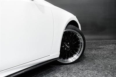 2013 Lexus IS 300h - Thumbnail