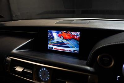 2013 Lexus IS 300h - Thumbnail