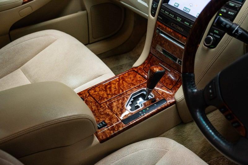 2004 Toyota Crown