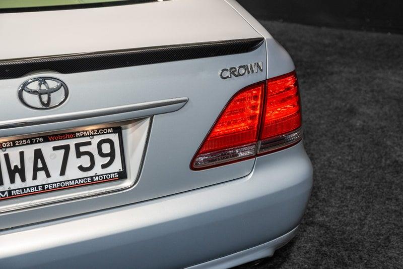 2004 Toyota Crown