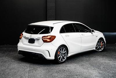 2017 Mercedes-Benz A 45 - Thumbnail