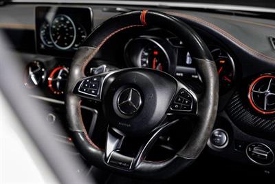 2017 Mercedes-Benz A 45 - Thumbnail