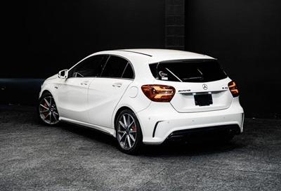 2017 Mercedes-Benz A 45 - Thumbnail