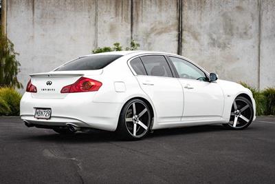 2010 Nissan Skyline - Thumbnail