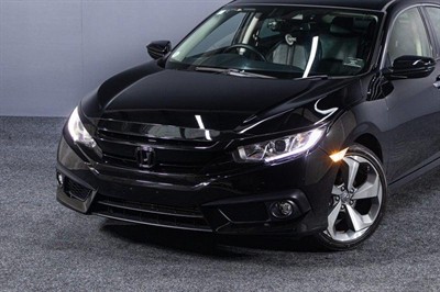 2018 Honda Civic - Thumbnail