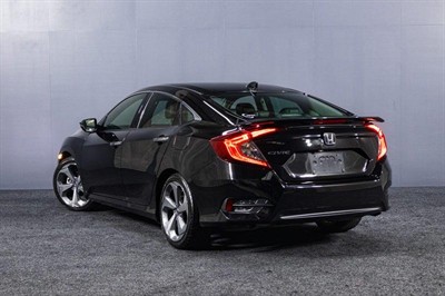2018 Honda Civic - Thumbnail