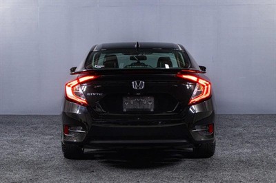 2018 Honda Civic - Thumbnail