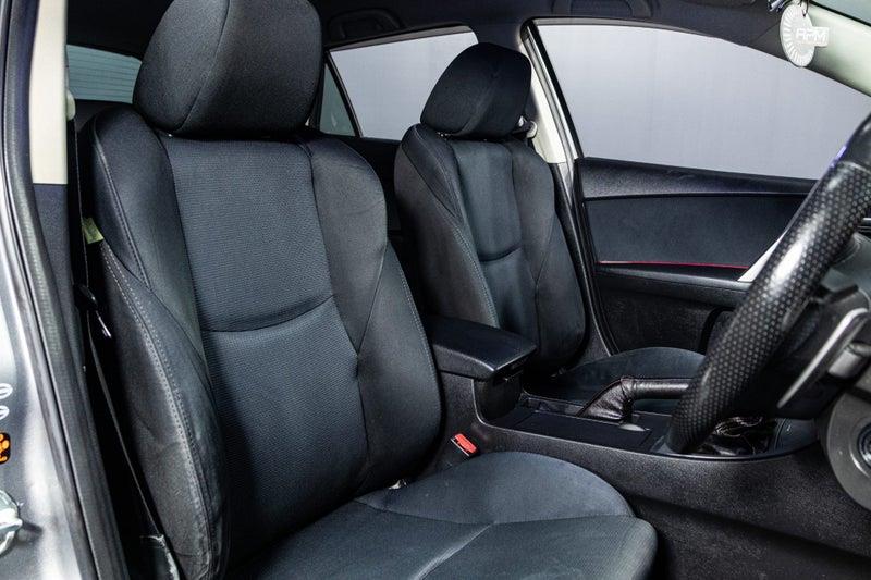 2010 Mazda Axela