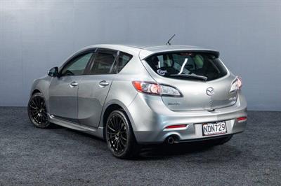 2010 Mazda Axela - Thumbnail