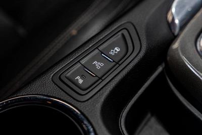 2014 Holden Commodore - Thumbnail