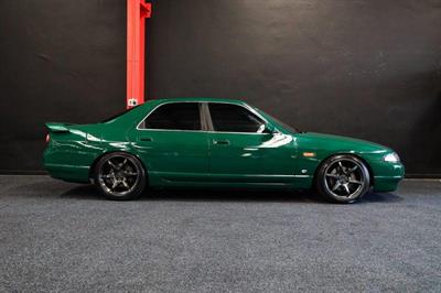 1994 Nissan Skyline - Thumbnail