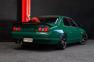 1994 Nissan Skyline - Thumbnail