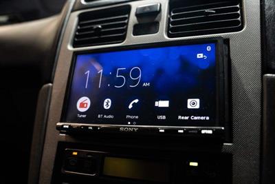 2000 Toyota Caldina - Thumbnail