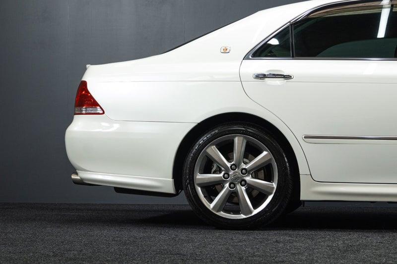 2004 Toyota Crown