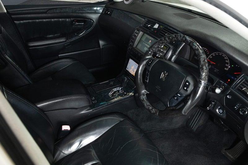 2004 Toyota Crown