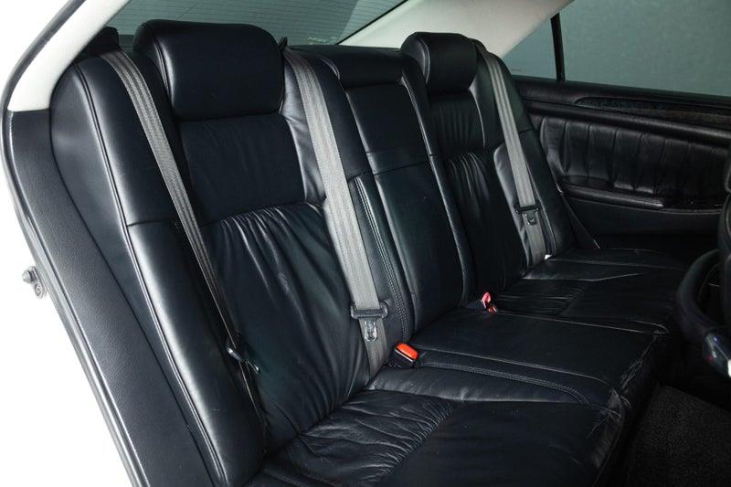 2004 Toyota Crown