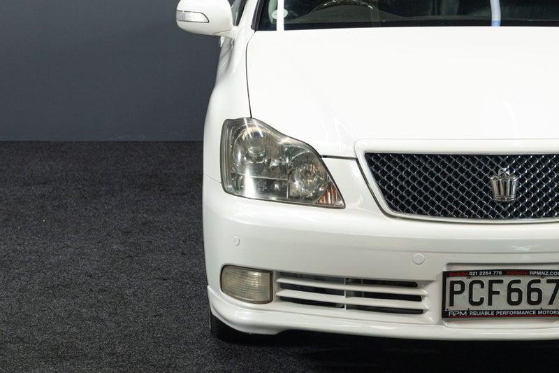 2004 Toyota Crown