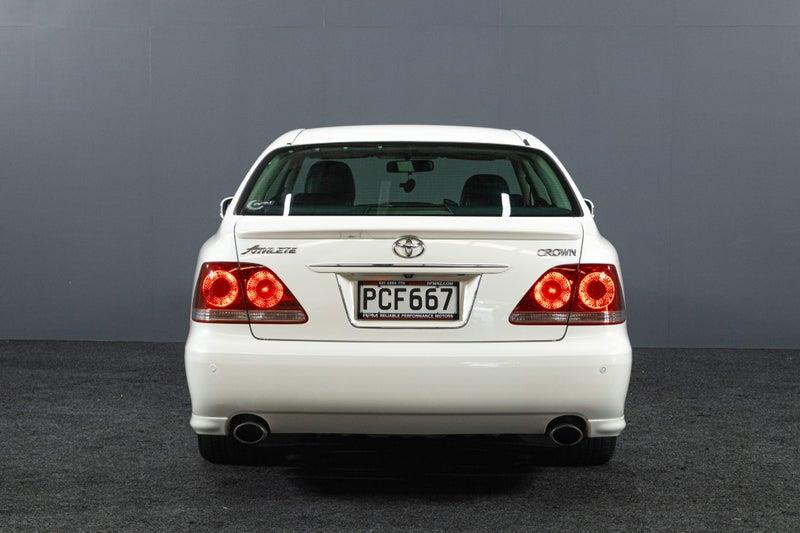 2004 Toyota Crown