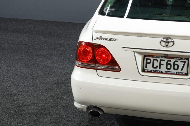 2004 Toyota Crown